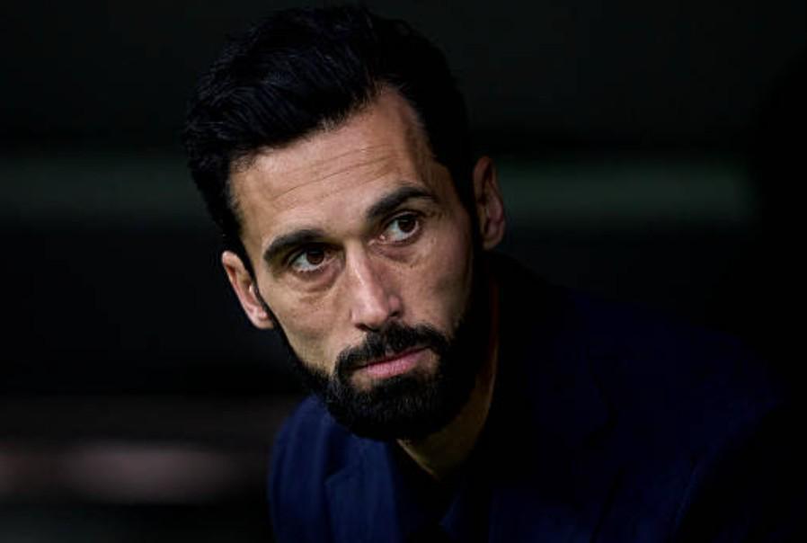 每体:皇马目前未考虑在市场上寻找新帅,认为会传递负面信号