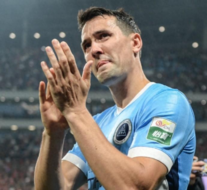 乐鱼线上服务-跌出“跑男”榜前3！周定洋来到深圳跑不动了，全场隐身惹争议